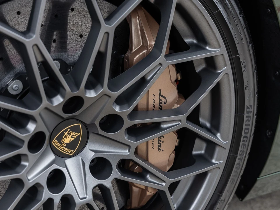 2026 Lamborghini Temerario - Image 23 of 31