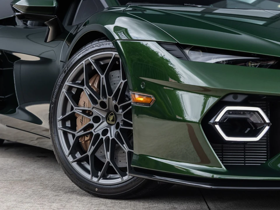 2026 Lamborghini Temerario - Image 30 of 31