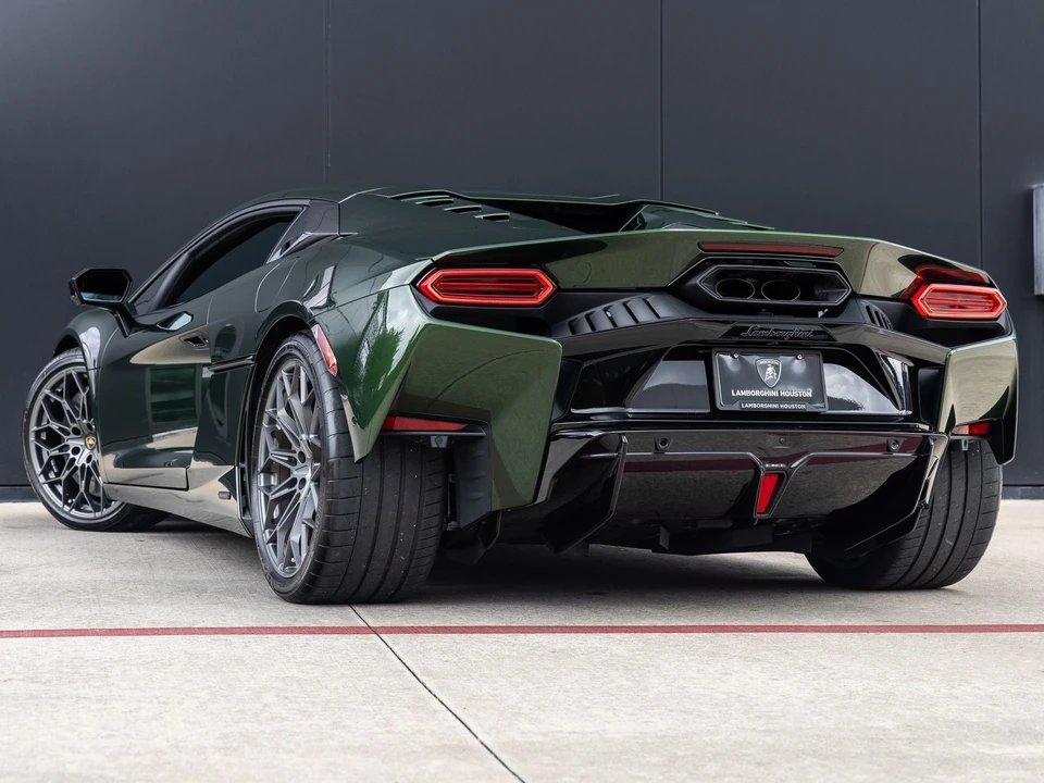 2026 Lamborghini Temerario - Image 7 of 31