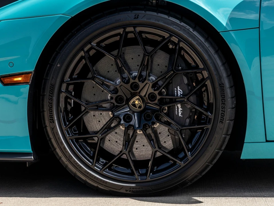 2026 Lamborghini Temerario - Image 12 of 31