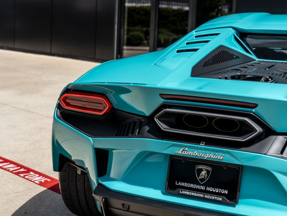 2026 Lamborghini Temerario - Image 14 of 31