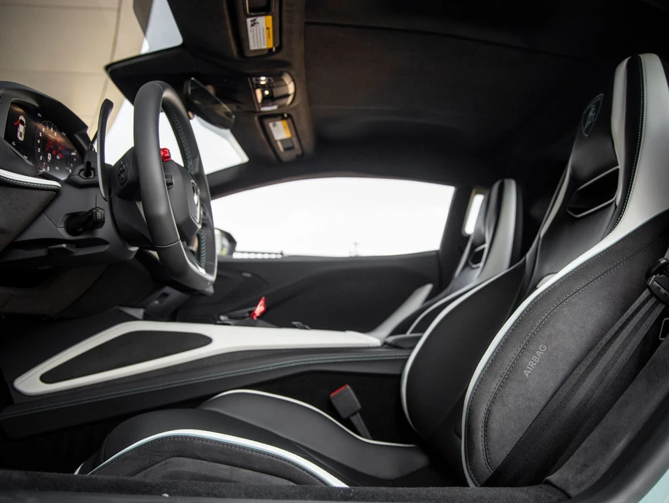 2026 Lamborghini Temerario - Image 24 of 31