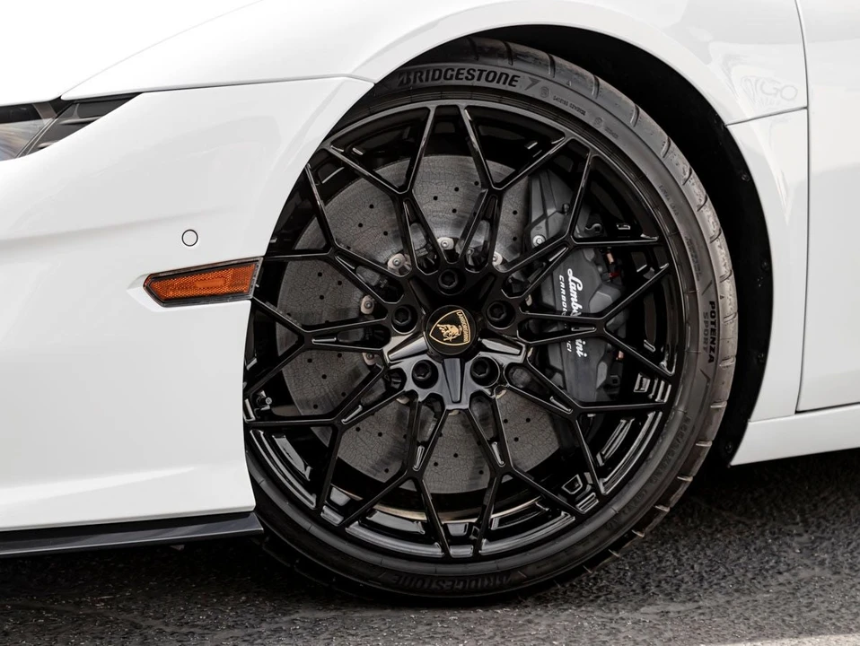 2026 Lamborghini Temerario - Image 11 of 29
