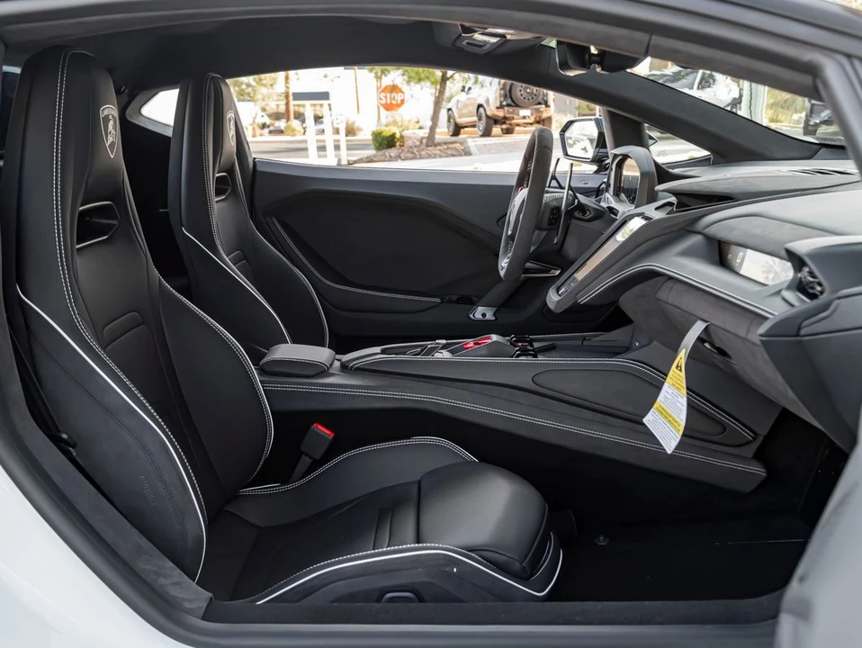 2026 Lamborghini Temerario - Image 22 of 29