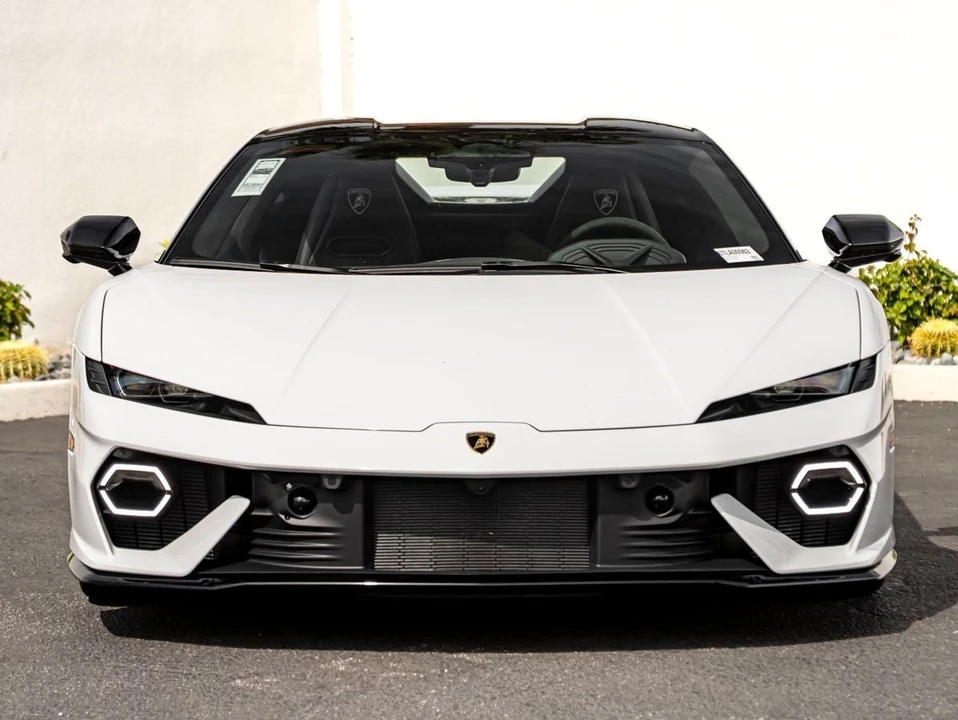 2026 Lamborghini Temerario - Image 3 of 29