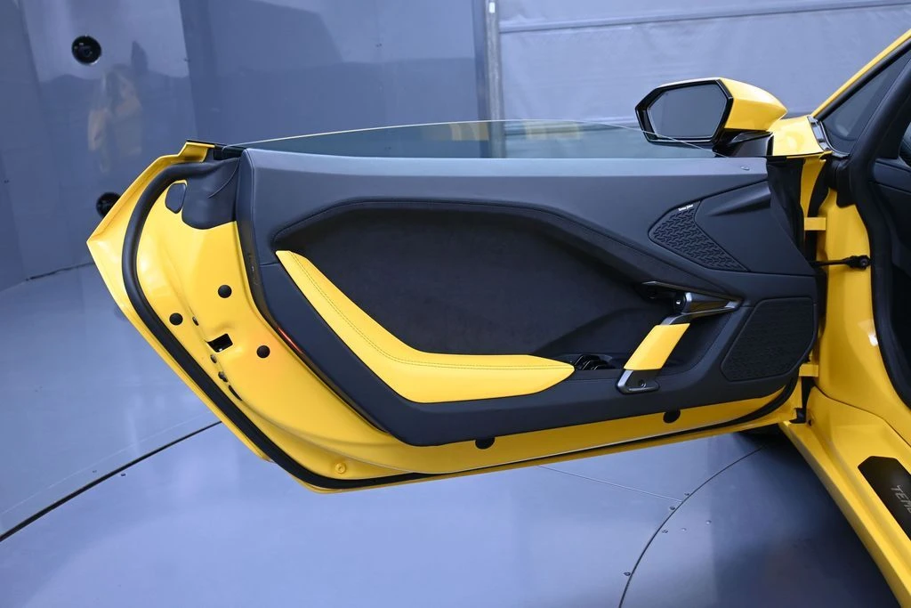 2026 Lamborghini Temerario - Image 14 of 31