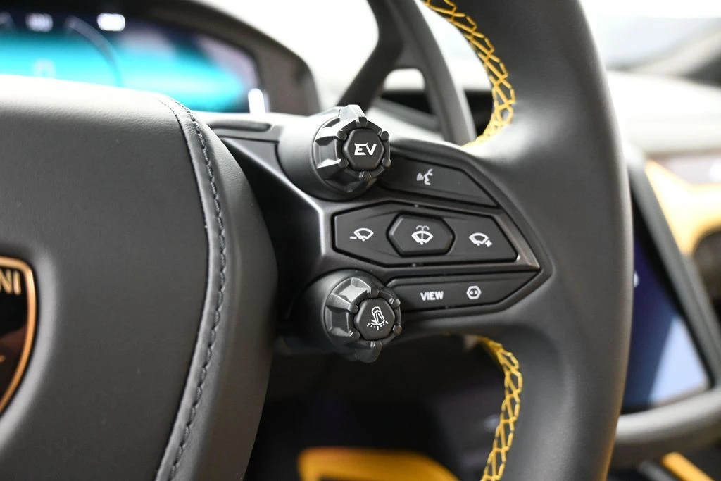 2026 Lamborghini Temerario - Image 18 of 31