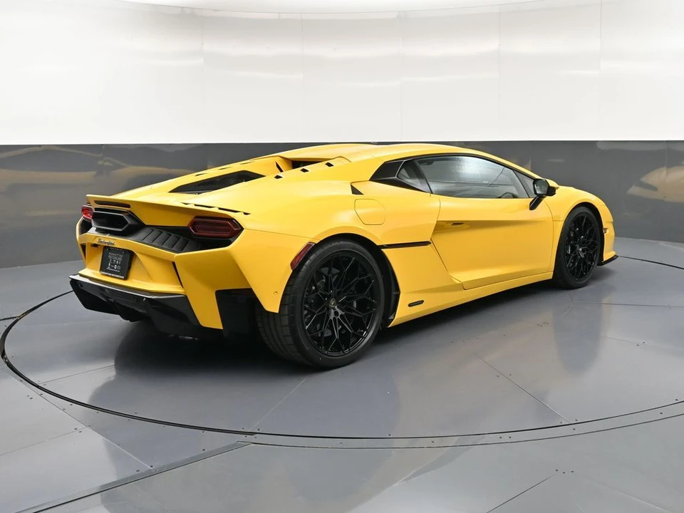 2026 Lamborghini Temerario - Image 7 of 31
