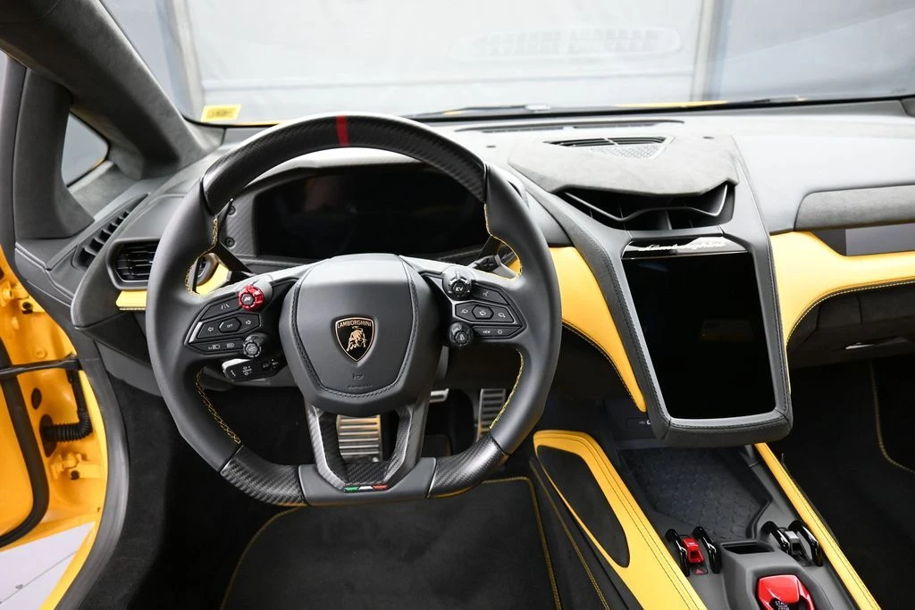 2026 Lamborghini Temerario - Image 17 of 31