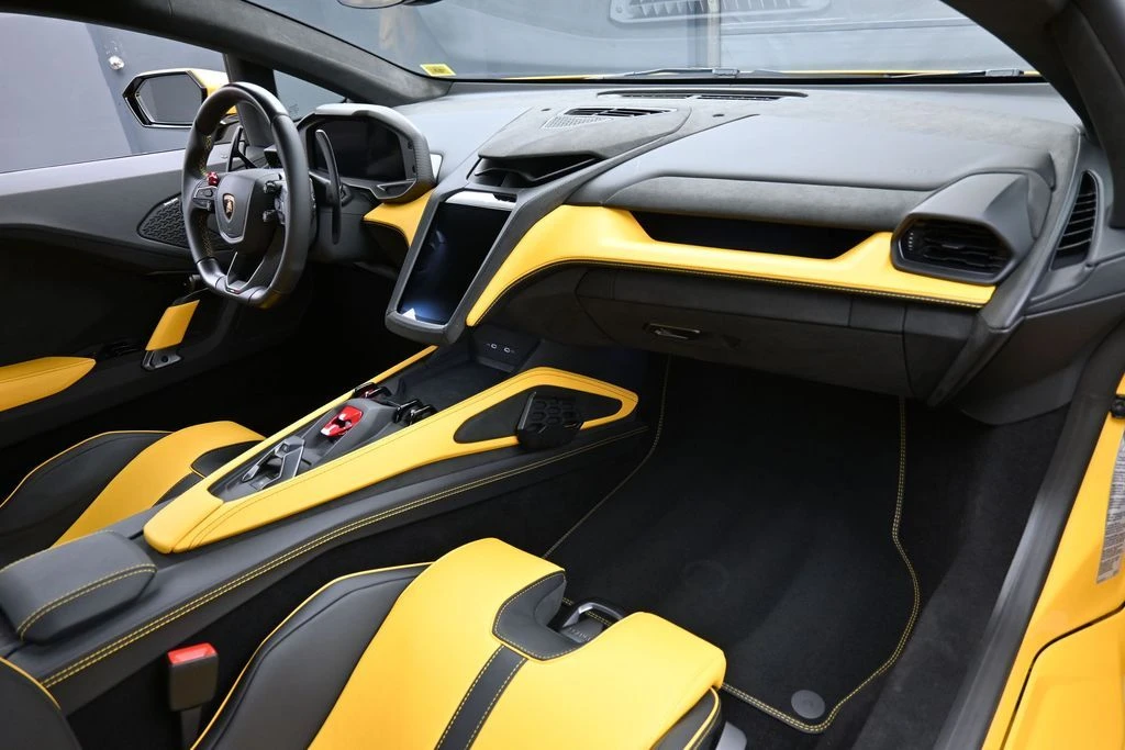 2026 Lamborghini Temerario - Image 26 of 31