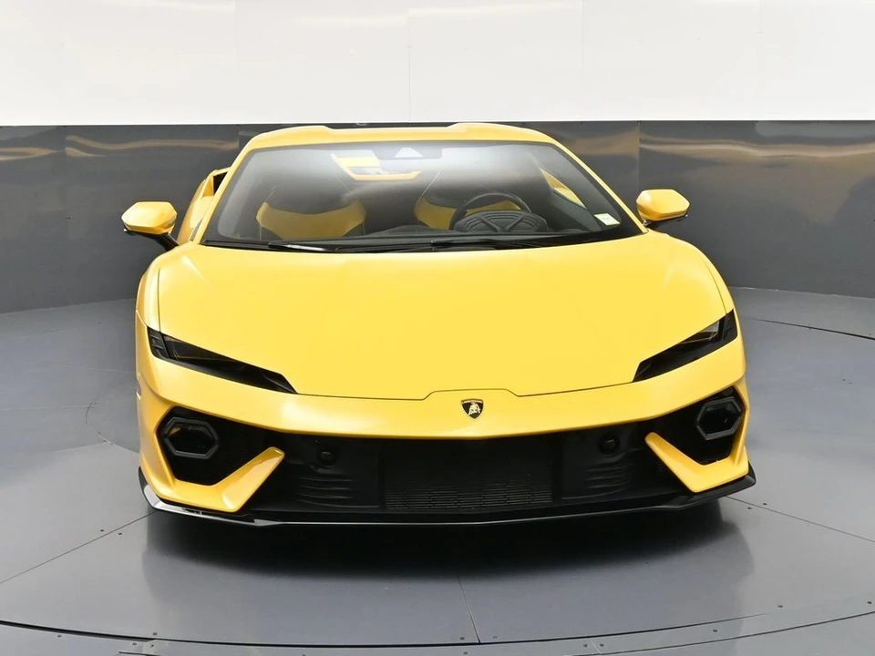 2026 Lamborghini Temerario - Image 10 of 31
