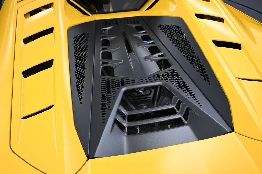 2026 Lamborghini Temerario - Image 29 of 31
