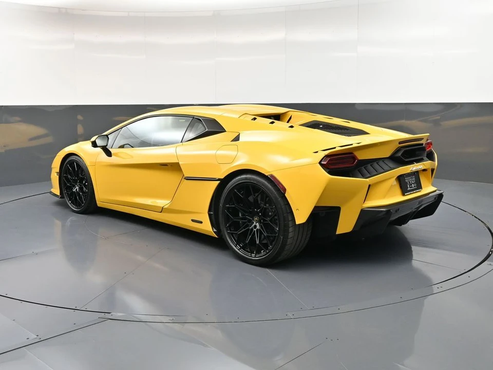 2026 Lamborghini Temerario - Image 3 of 31