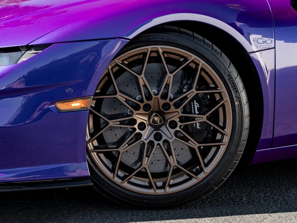 2026 Lamborghini Temerario - Image 11 of 31