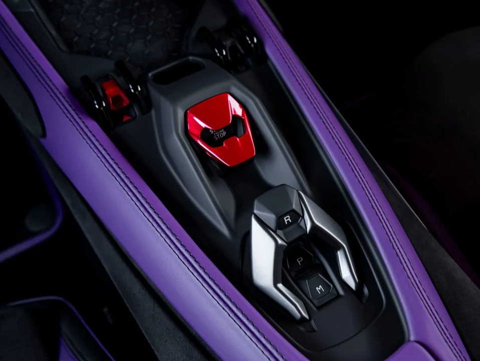 2026 Lamborghini Temerario - Image 21 of 31