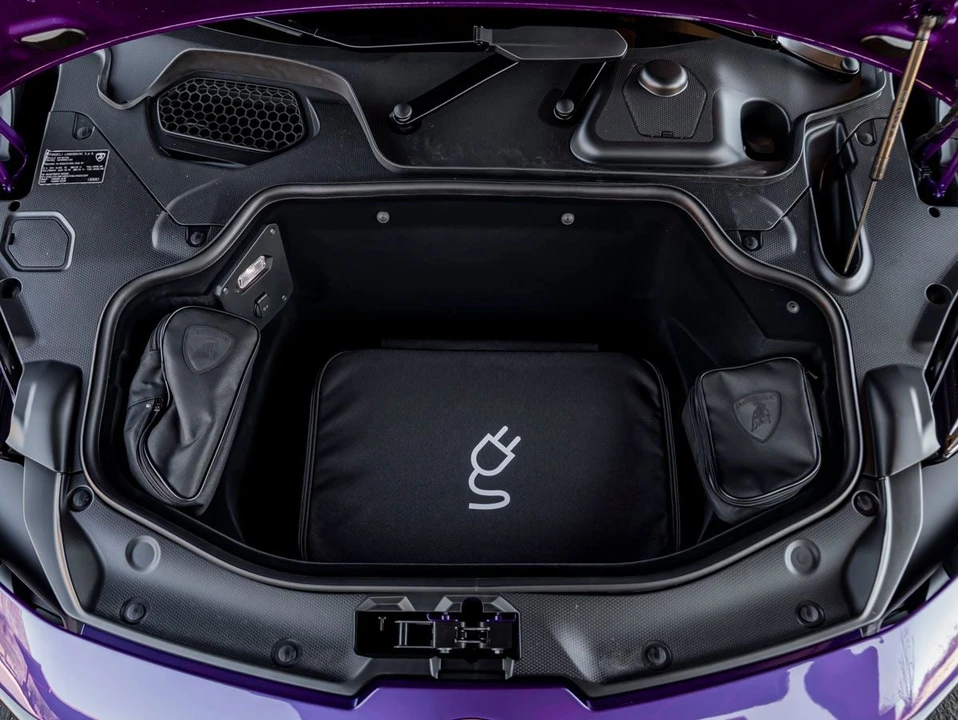 2026 Lamborghini Temerario - Image 30 of 31