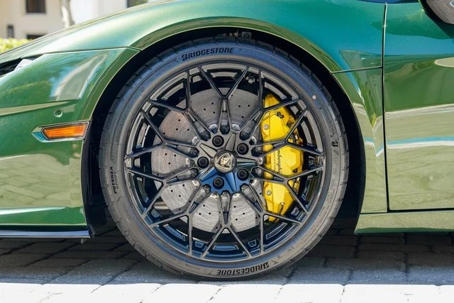 2026 Lamborghini Temerario - Image 14 of 31