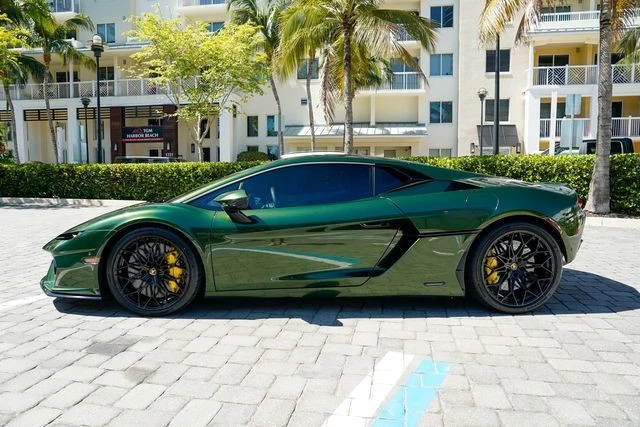 2026 Lamborghini Temerario - Image 15 of 31