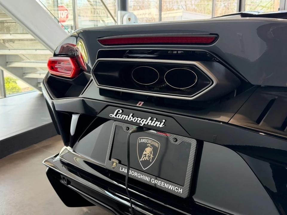 2026 Lamborghini Temerario - Image 7 of 16
