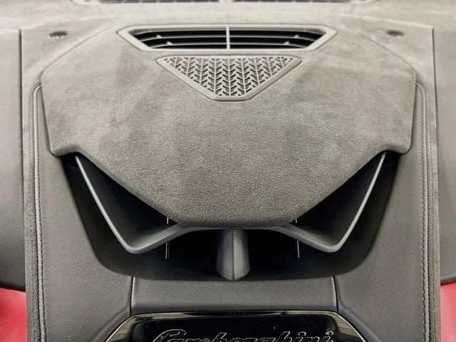 2026 Lamborghini Temerario - Image 17 of 20