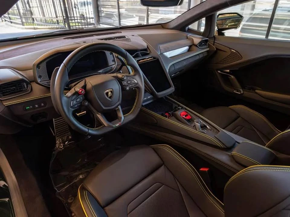 2026 Lamborghini Temerario - Image 6 of 9
