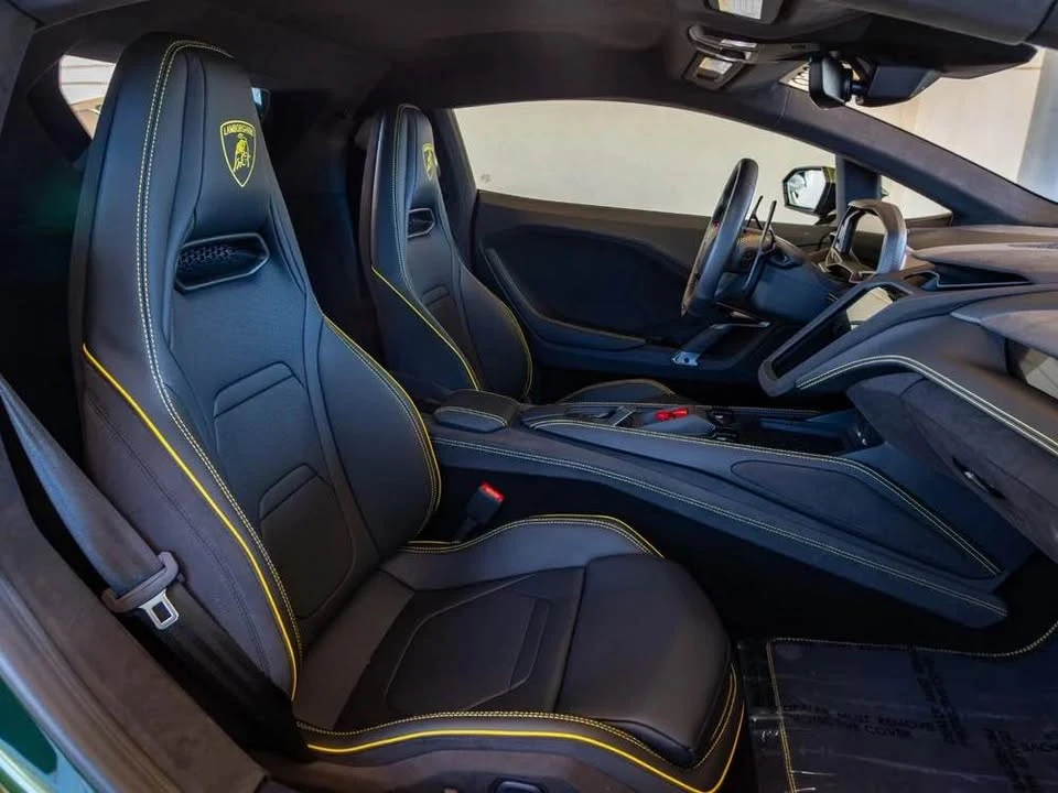 2026 Lamborghini Temerario - Image 8 of 9