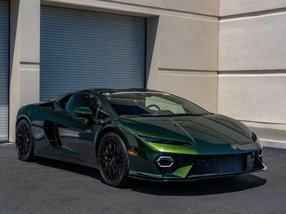2026 Lamborghini Temerario - Image 4 of 9