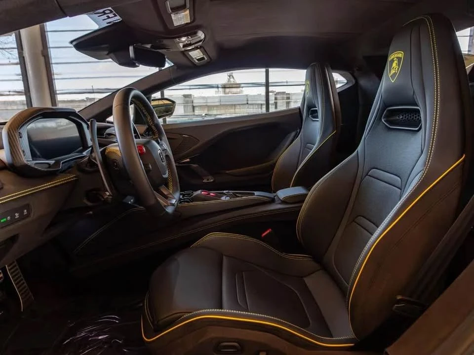 2026 Lamborghini Temerario - Image 7 of 9