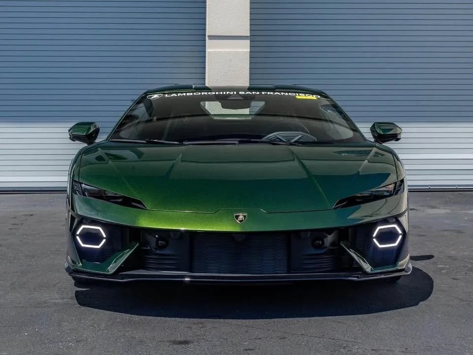 2026 Lamborghini Temerario - Image 2 of 9