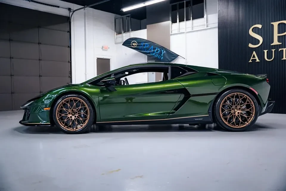 2026 Lamborghini Temerario - Image 3 of 19
