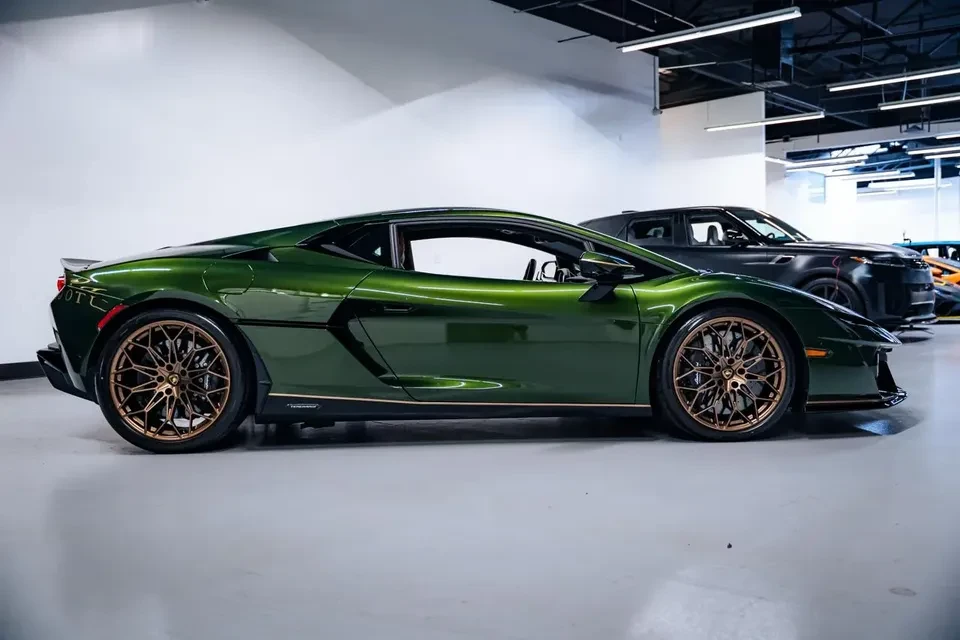 2026 Lamborghini Temerario - Image 5 of 19