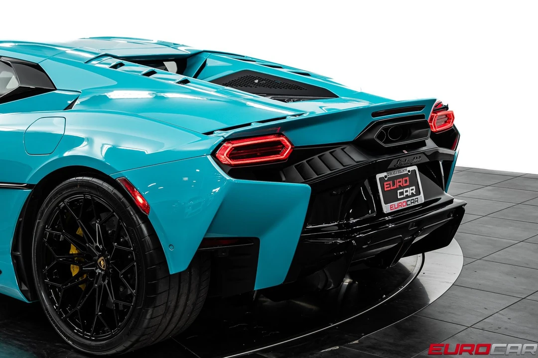 2026 Lamborghini Temerario - Image 15 of 31