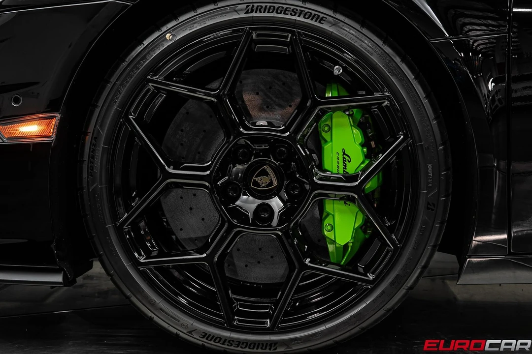 2026 Lamborghini Temerario - Image 23 of 31