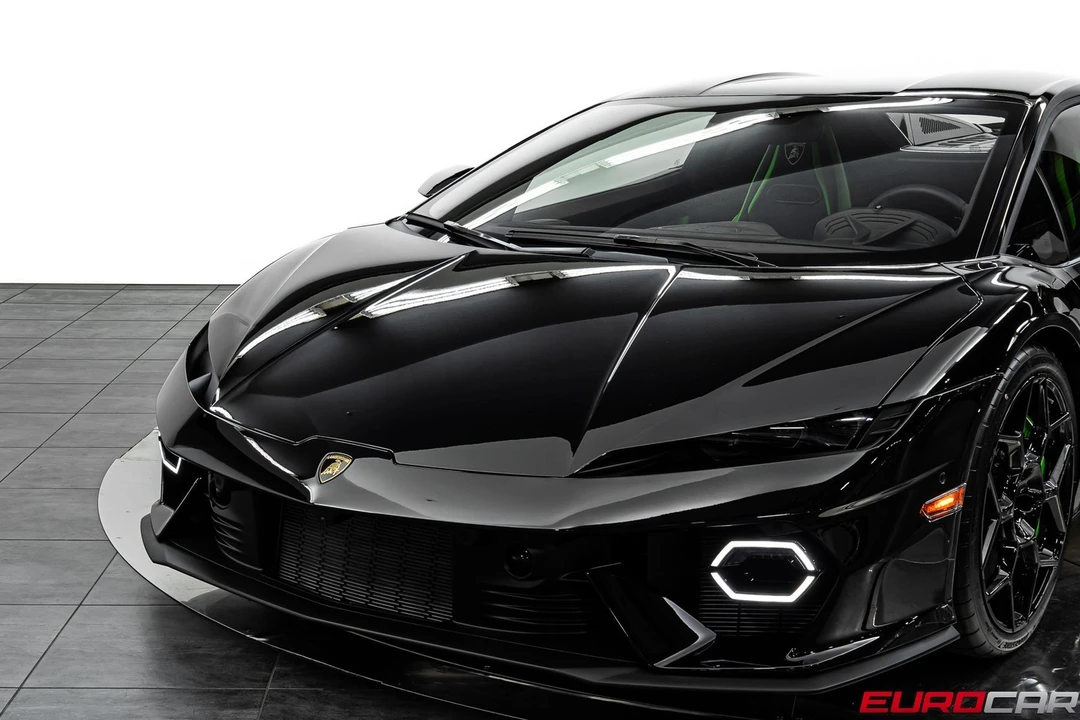 2026 Lamborghini Temerario - Image 13 of 31