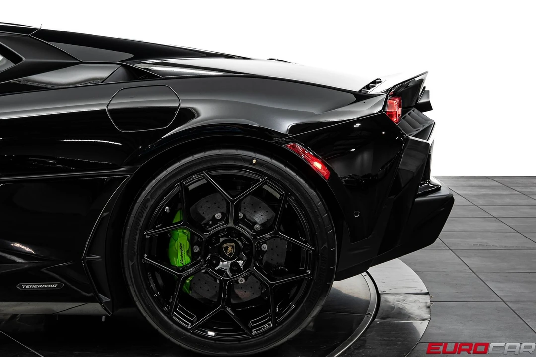 2026 Lamborghini Temerario - Image 16 of 31