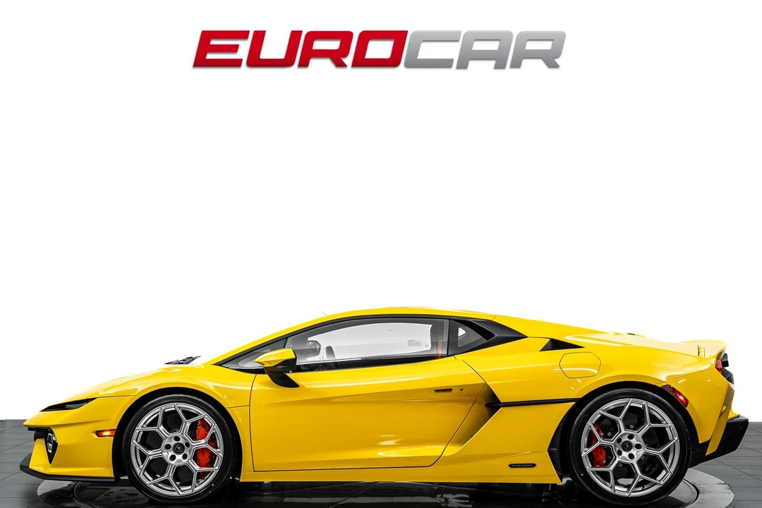 2026 Lamborghini Temerario - Image 2 of 31