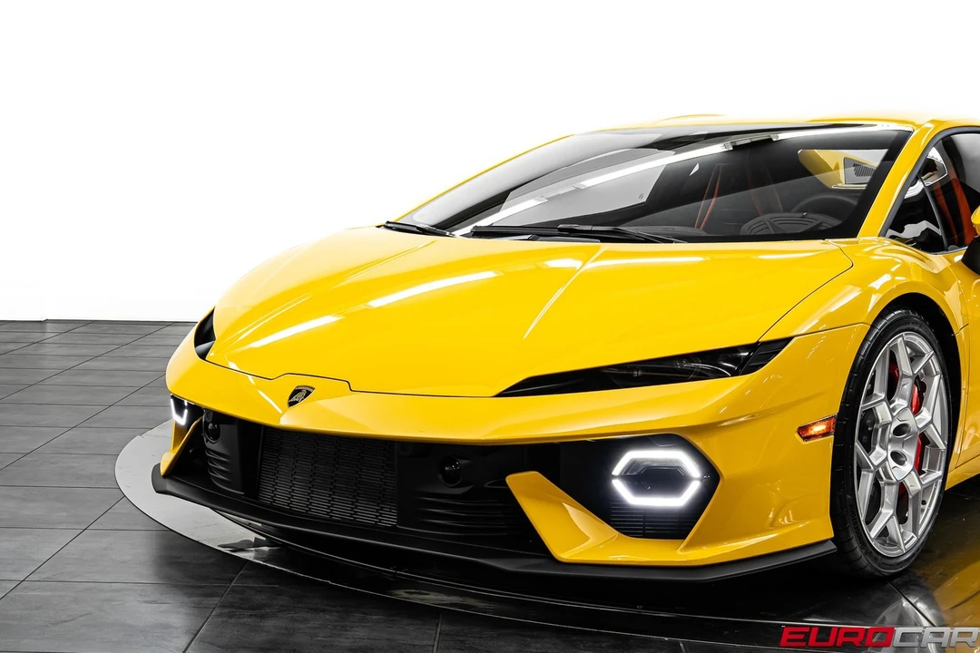 2026 Lamborghini Temerario - Image 13 of 31