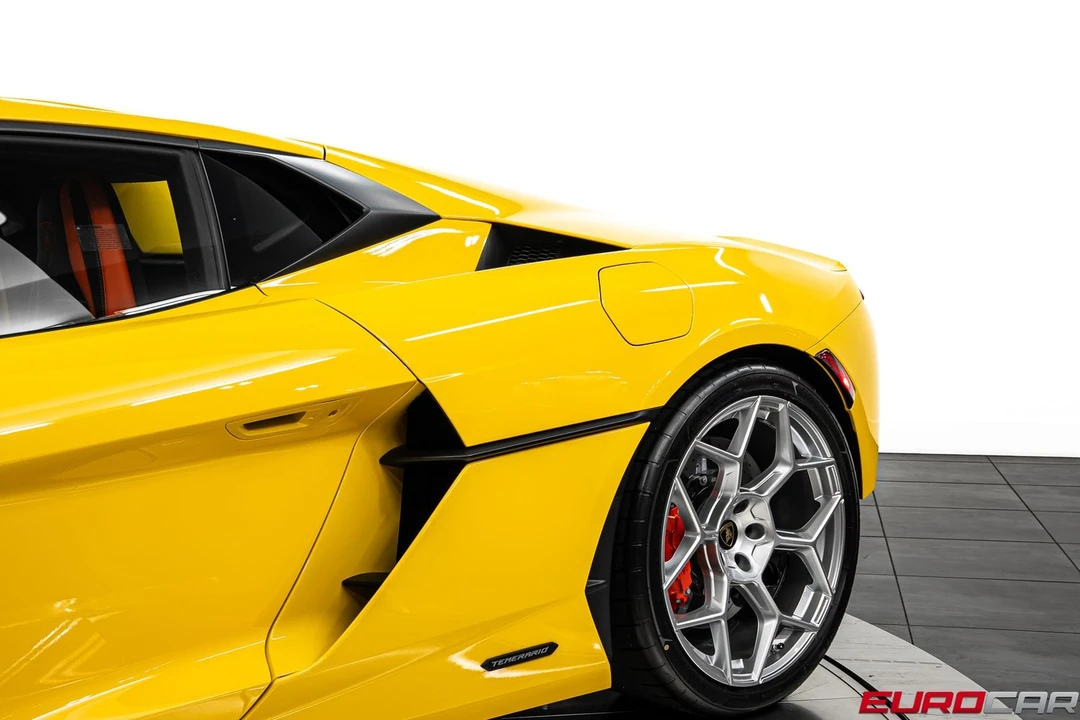 2026 Lamborghini Temerario - Image 16 of 31