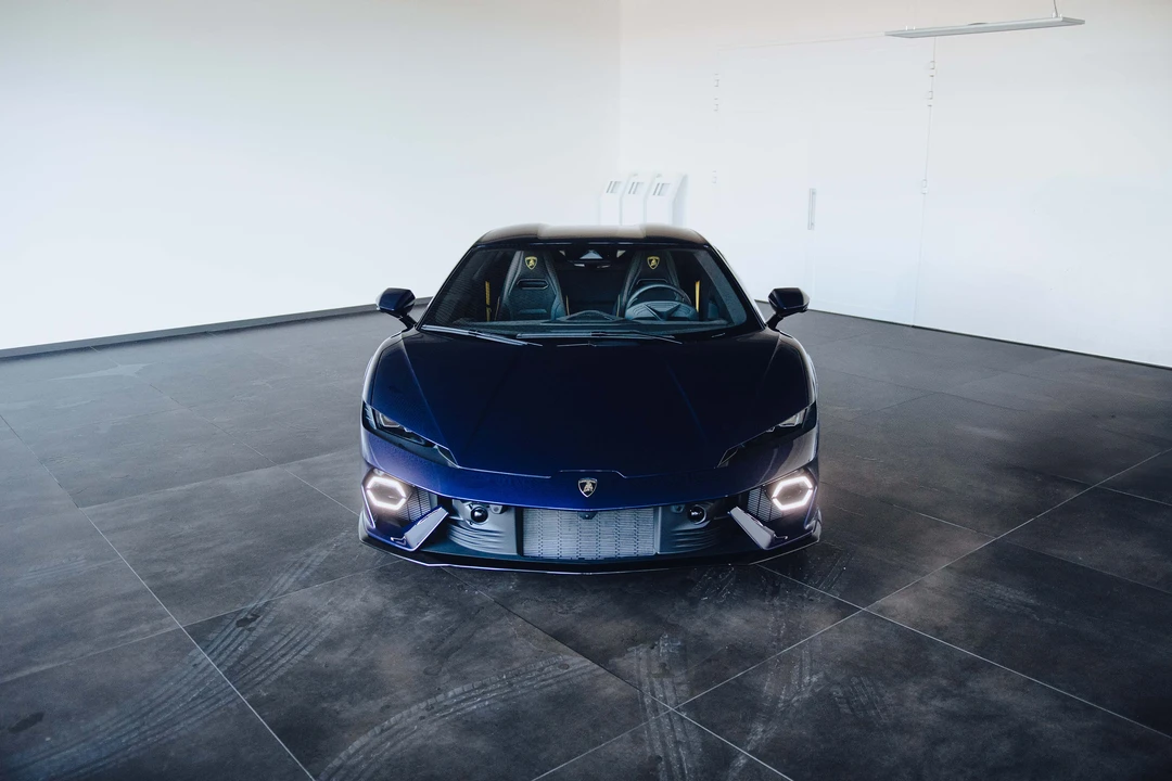 2026 Lamborghini Temerario - Image 2 of 31