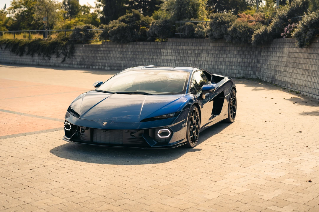 2026 Lamborghini Temerario - Image 14 of 31