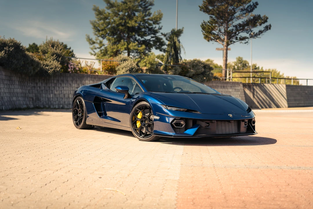 2026 Lamborghini Temerario - Image 9 of 31