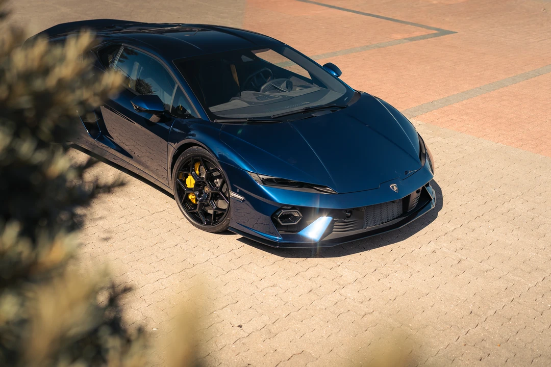 2026 Lamborghini Temerario - Image 17 of 31