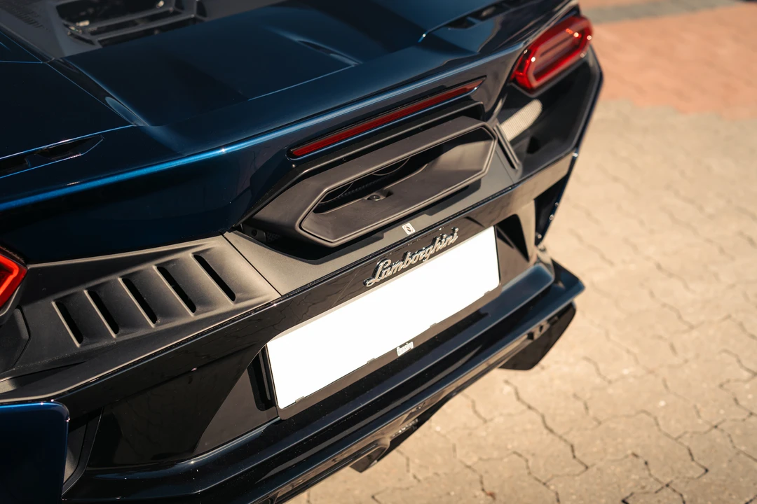 2026 Lamborghini Temerario - Image 29 of 31