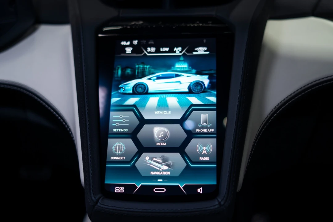 2026 Lamborghini Temerario - Image 14 of 31