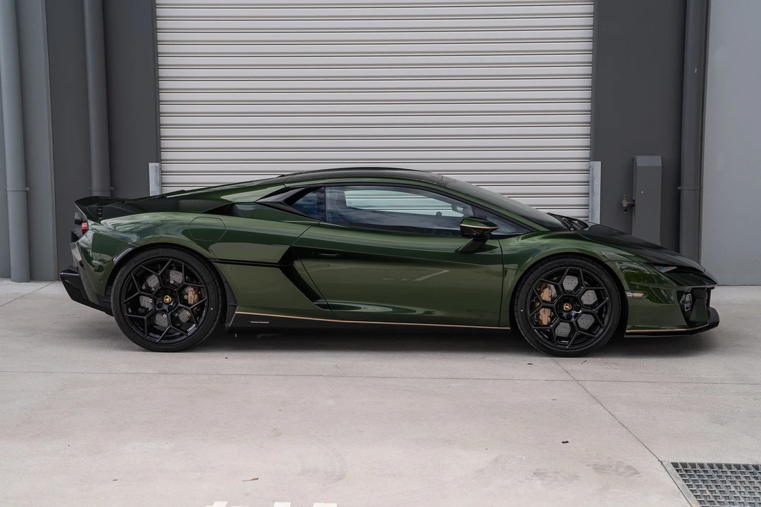 2026 Lamborghini Temerario - Image 8 of 31