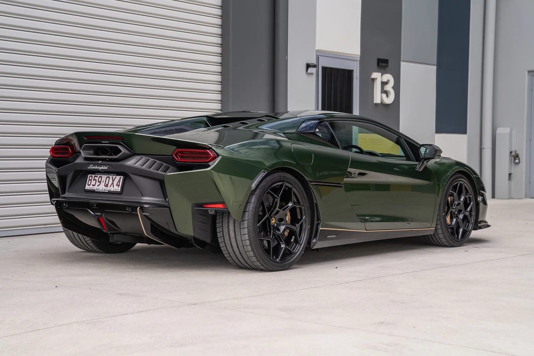 2026 Lamborghini Temerario - Image 23 of 31