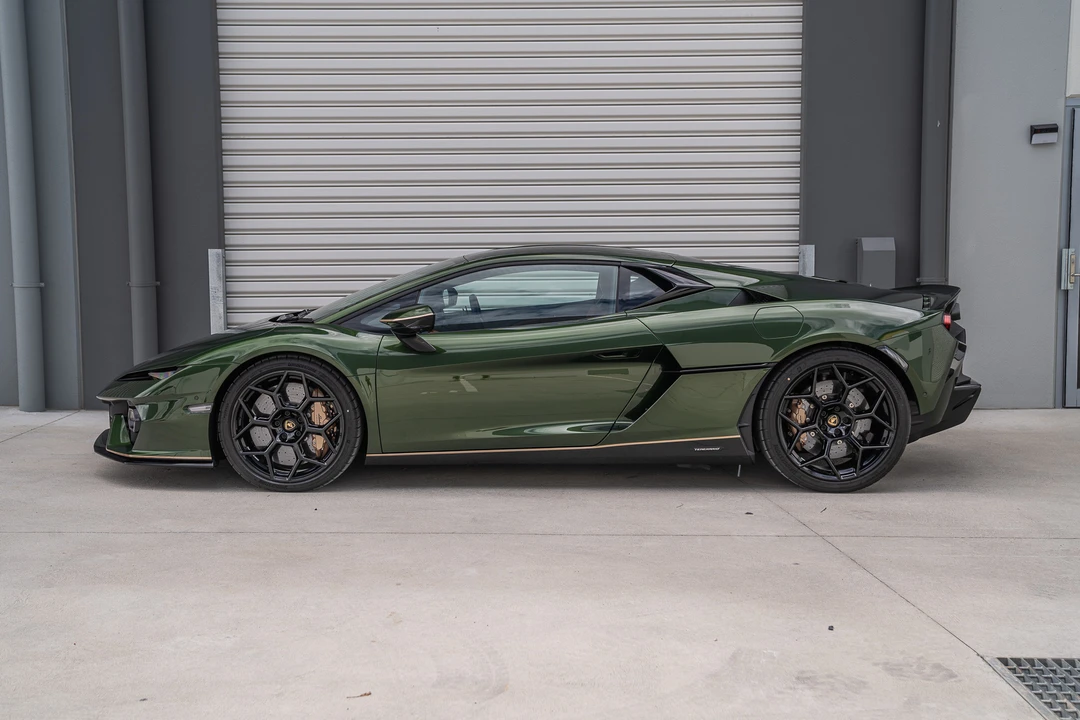 2026 Lamborghini Temerario - Image 12 of 31