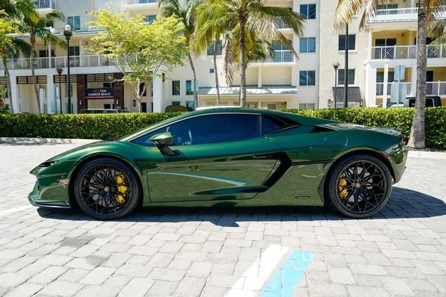 2026 Lamborghini Temerario - Image 16 of 31