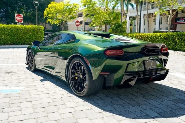 2026 Lamborghini Temerario - Image 21 of 31