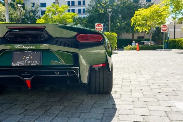 2026 Lamborghini Temerario - Image 27 of 31